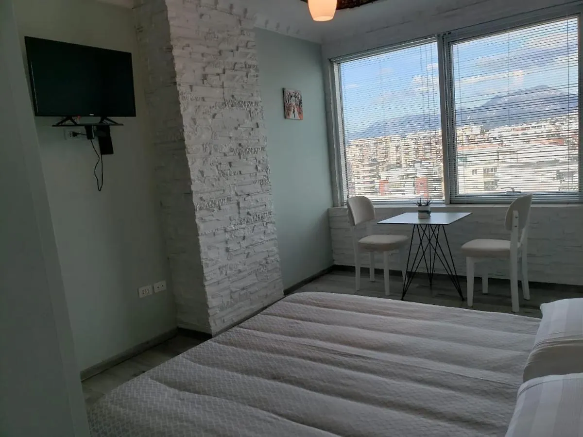 Agroni Rooms Tirana Albanien